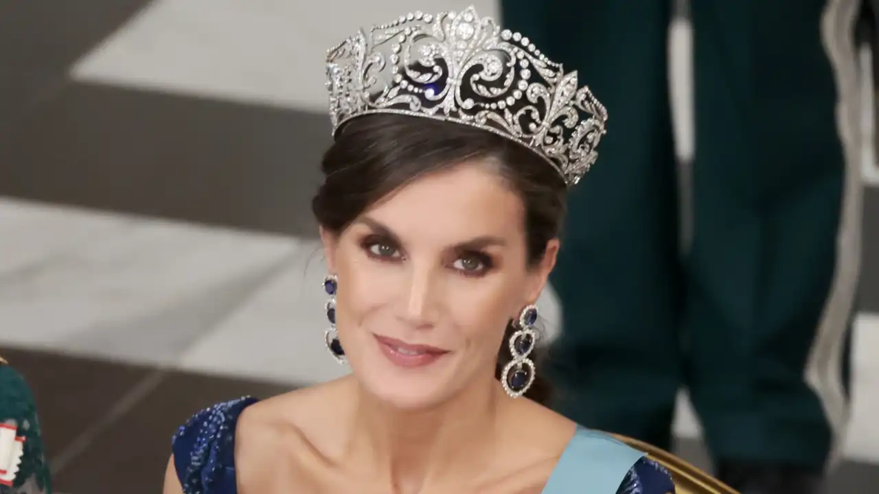 La Reina Letizia, con la tiara Flor de Lis en su viaje de Estado a los Países Bajos