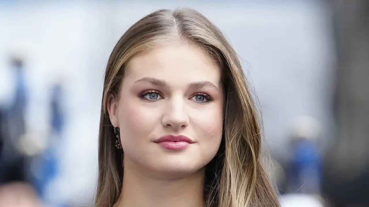 La La Princesa Leonor en los Premios Princesa de Asturias, celebrados el pasado mes de octubre, a los pocos días de su cumpleaños y de que su abuelo, Juan Carlos I, publicara sus memorias en Francia