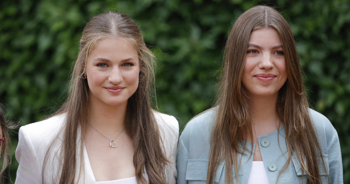 La prensa internacional aplaude el gesto de la Princesa Leonor y la Infanta  Sofía: "Demuestran, una vez más, su gran corazón"
