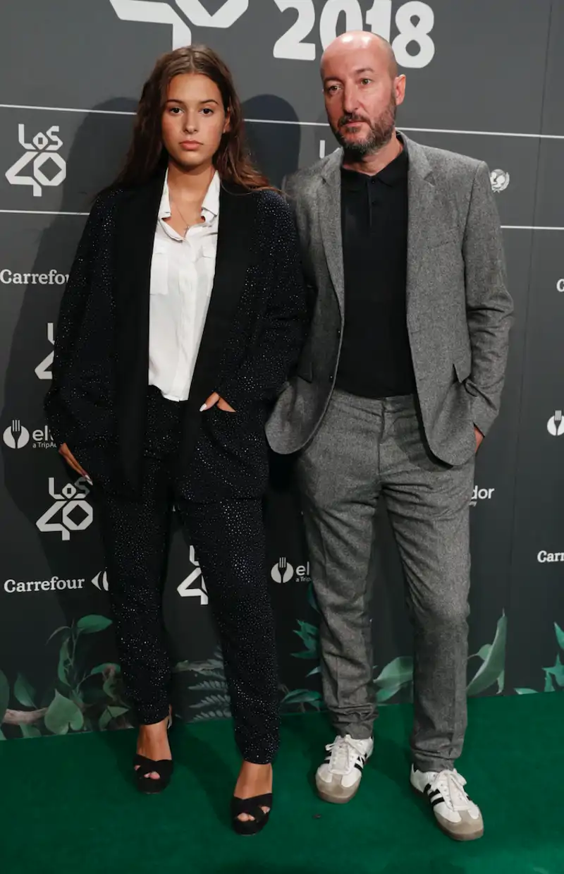 Dora Postigo junto a Diego Postigo