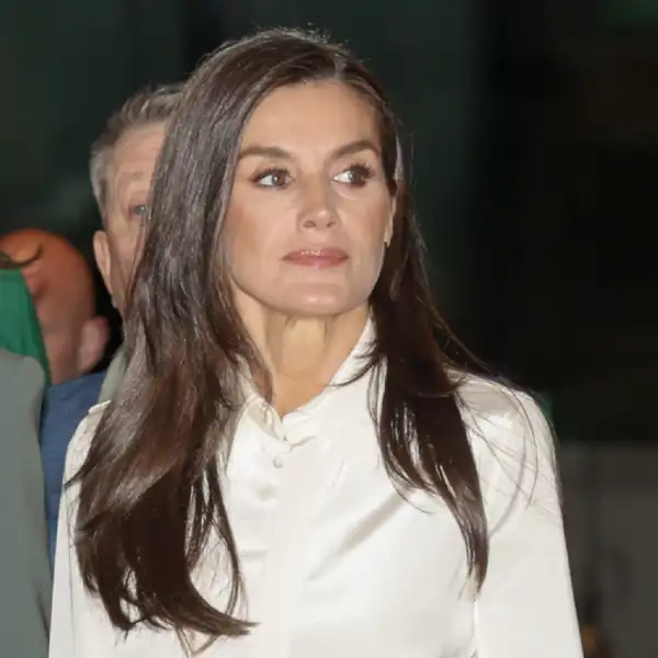 La Reina Letizia siempre destaca como una de las royals más elegantes