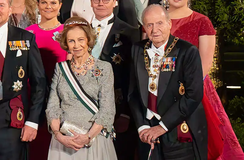 La Reina Sofía y el Rey Juan Carlos I durante la boda de Al Hussein bin y Rajwa Al Saif en Amán, el 1 de junio de 2023.