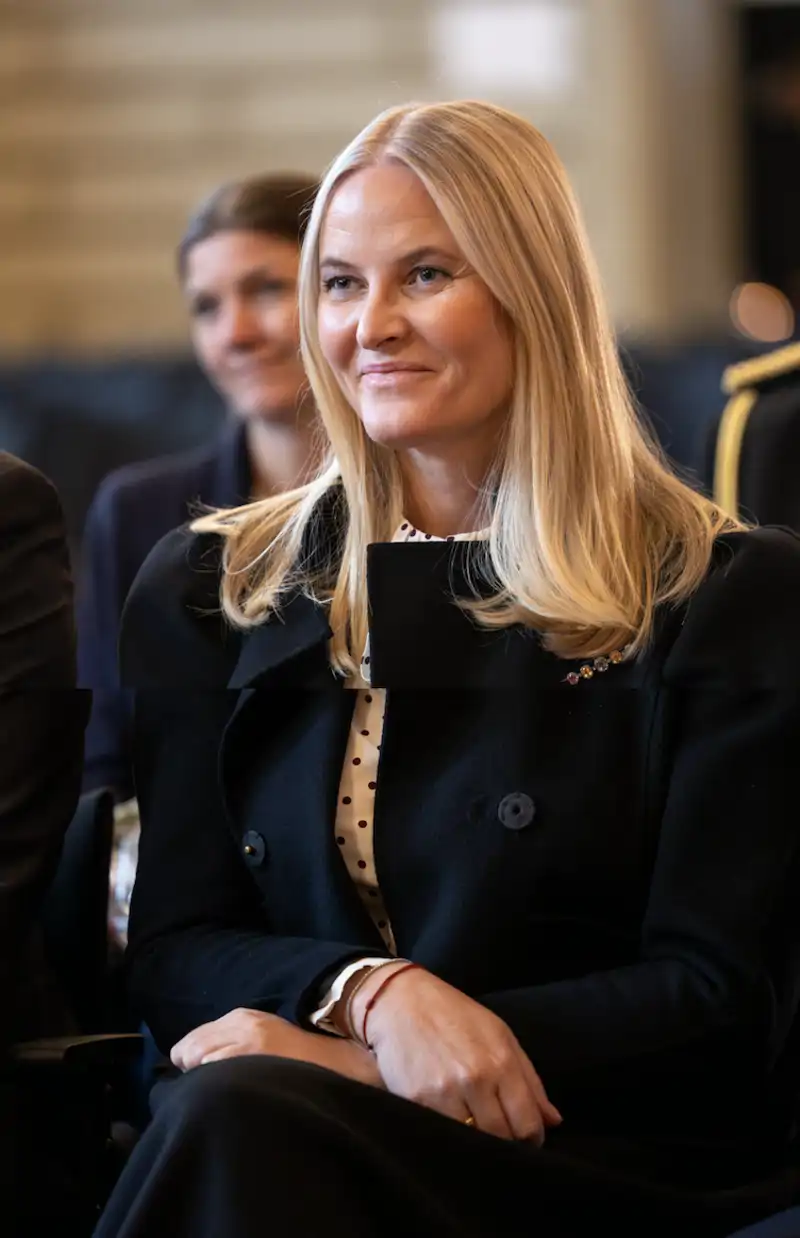 Mette-Marit experimenta un significativo cambio de look antes del ...