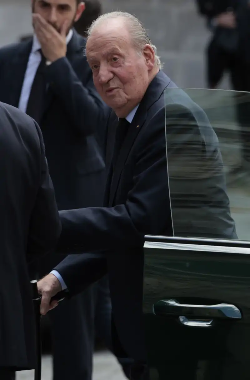 El Rey Juan Carlos en el funeral de Fernando Gómez-Acebo