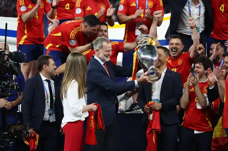El Rey Felipe y la Infanta Sofía durante la final de la Eurocopa, que terminó con la victoria de España, en el año 2024.