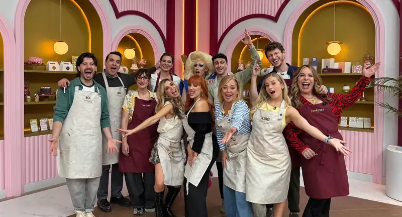 Los concursantes de Top Chef junto con los cuatro nuevos aspirantes