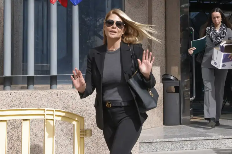 Makoke a la salida de la Audiencia Provincial de Madrid