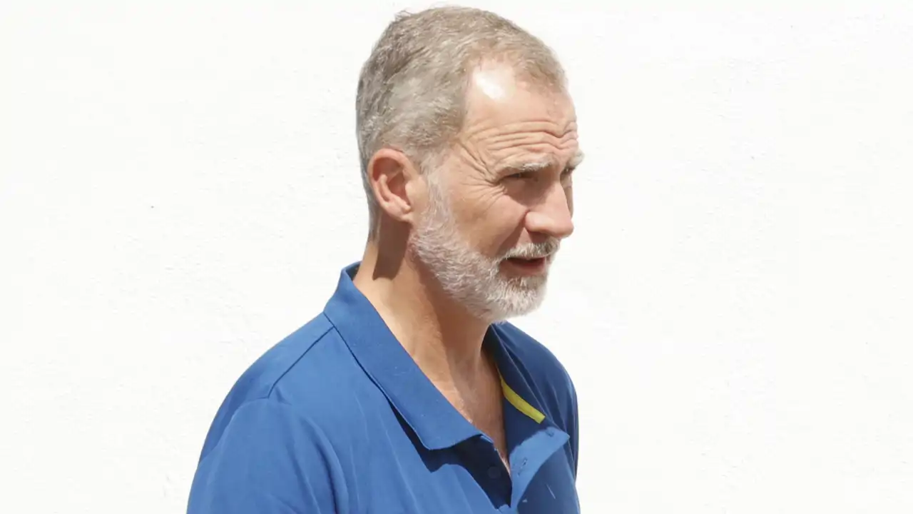 El Rey Felipe VI ha sorprendido visitando un restaurante de la isla en plena Semana Santa.