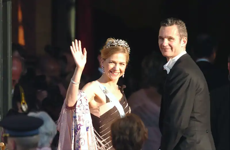 La Infanta Cristina e Iñaki Urdangarin en el concierto previo a la boda de Federico de Dinamarca y Mary Donaldson celebrada en 2004
