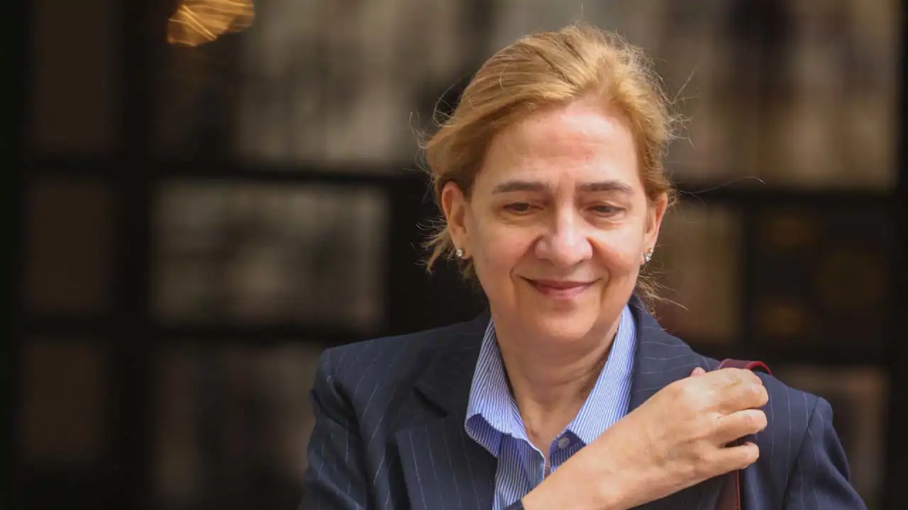 La Infanta Cristina está en medio de su mudanza a Barcelona, donde regresará después de años viviendo fuera de España