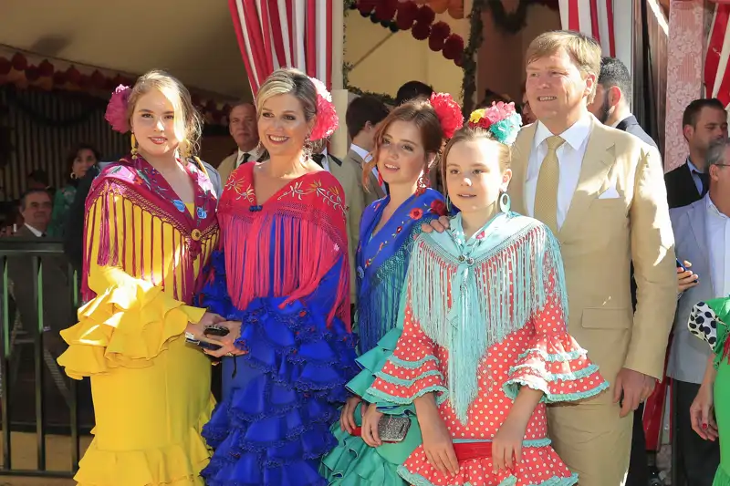 Guillermo, Máxima de Holanda y sus hijas en la Feria de Abril de 2019