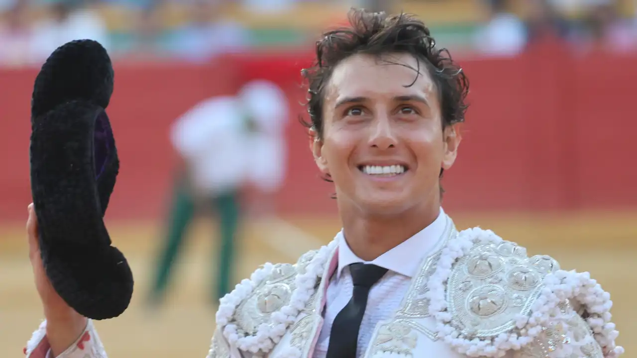 Roca Rey Tras Su Grave Cornada En Sevilla Due o De Un Imperio De 6 roca-rey-tras-su-grave-cornada-en-sevilla-due-o-de-un-imperio-de-6