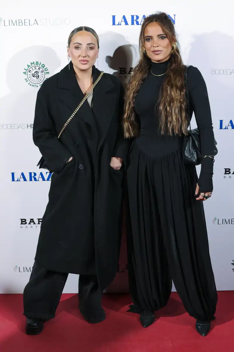 Rocío Flores y Gloria Camila