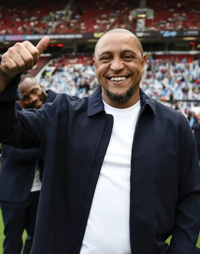 Roberto Carlos, leyenda del fútbol, recuerda su dura infancia: “Empecé ...