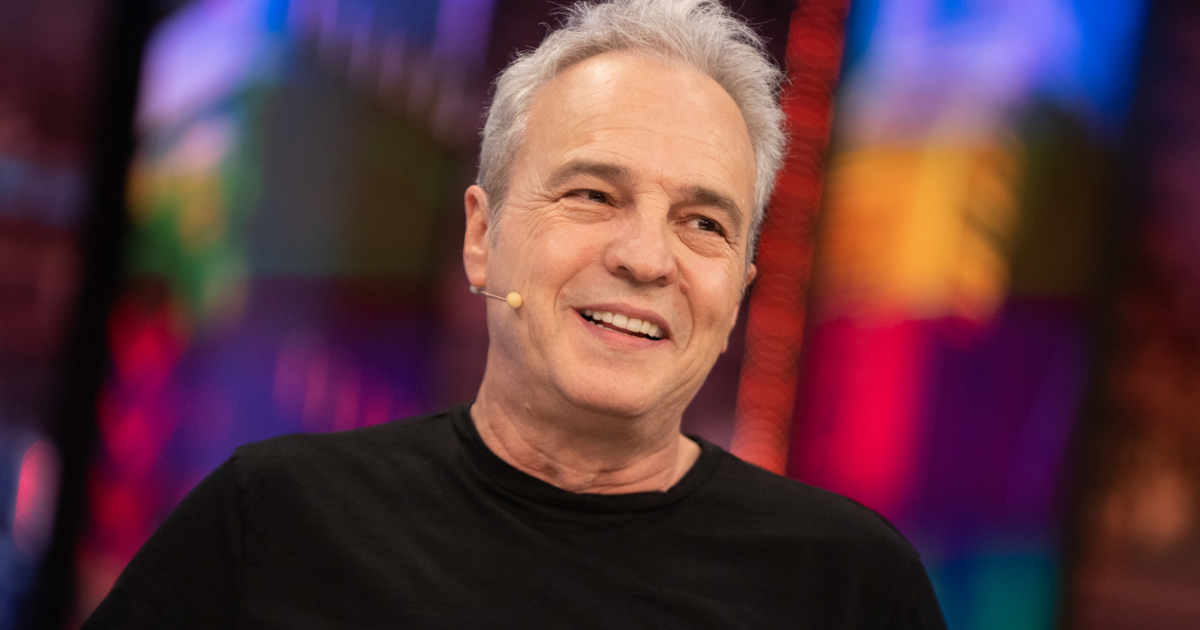 David Summers celebra su primer aniversario de boda con Christine Cambeiro mientras Hombres G estrena documental — image 1