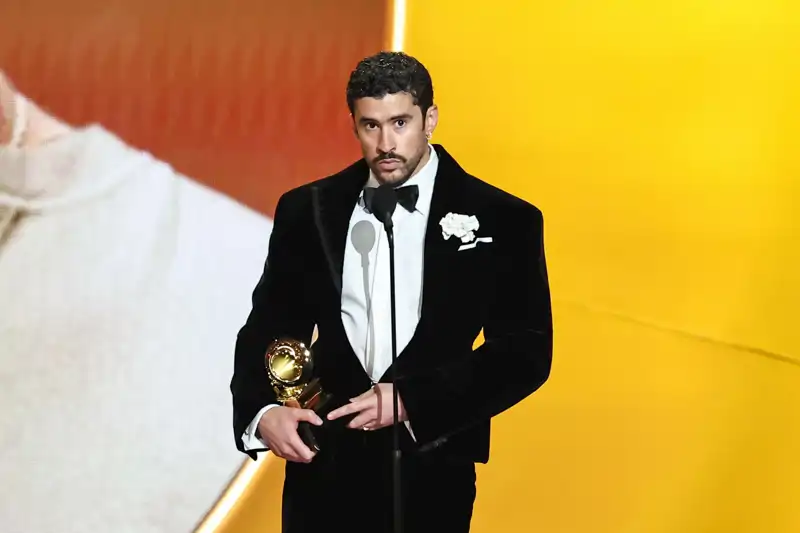 Bad Bunny en los Premios Grammy 2026 en Los Ángeles