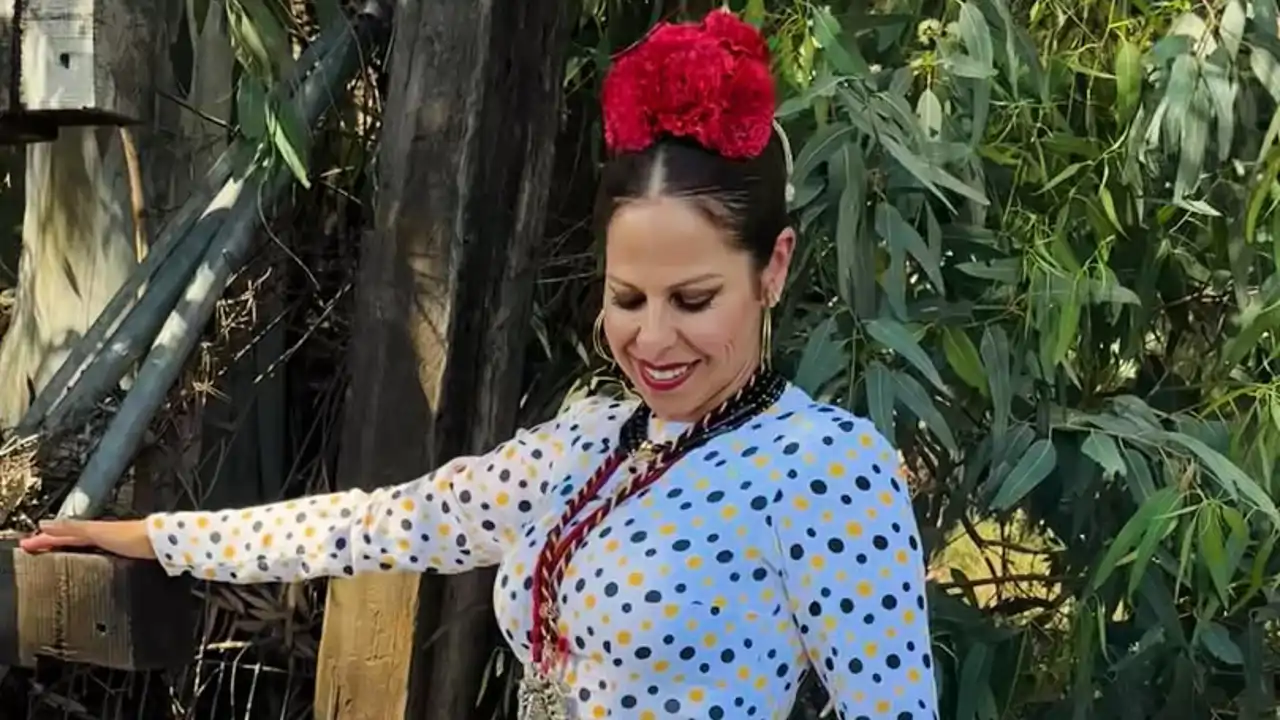 De Tana Rivera a Pastora Soler: los looks de las famosas en el primer ...