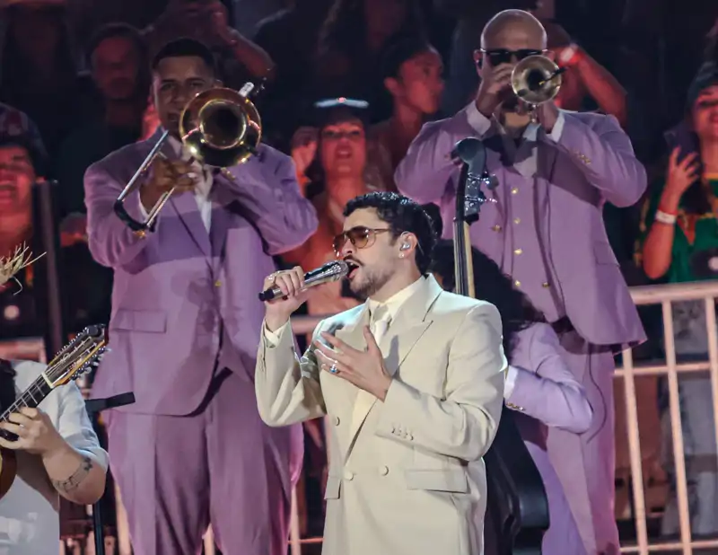 El cantante Bad Bunny ha iniciado su impresionante gira en España, dando su primer concierto en Barcelona.