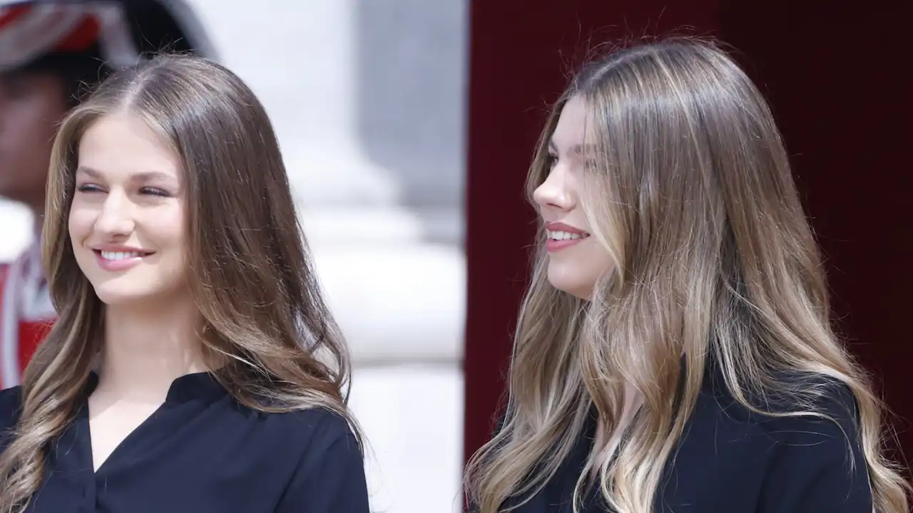Europa habla del nuevo papel de la Princesa Leonor y la Infanta Sofía:  "Están en medio de una transición sensible. Están saliendo de la sombra de  sus padres, los Reyes Felipe y