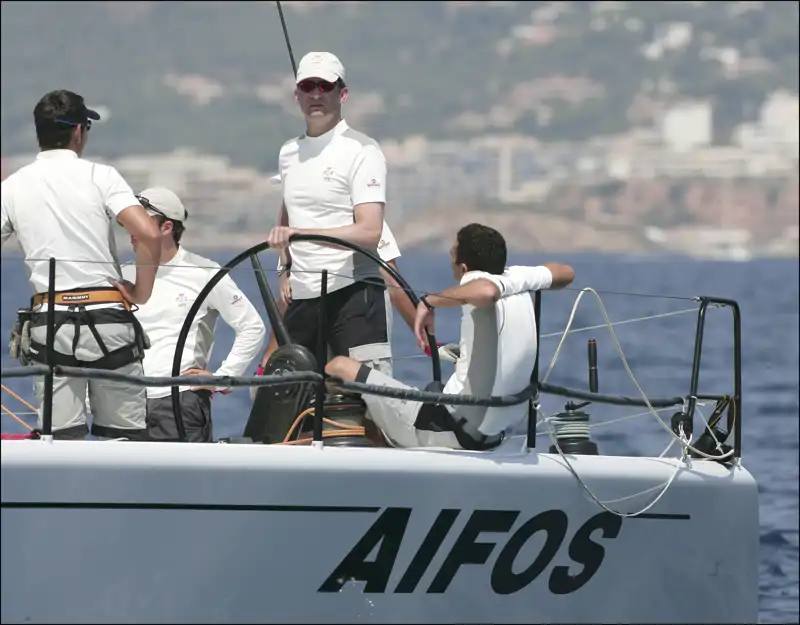 El Príncipe Felipe VI en imagen de archivo a bordo del Aifos