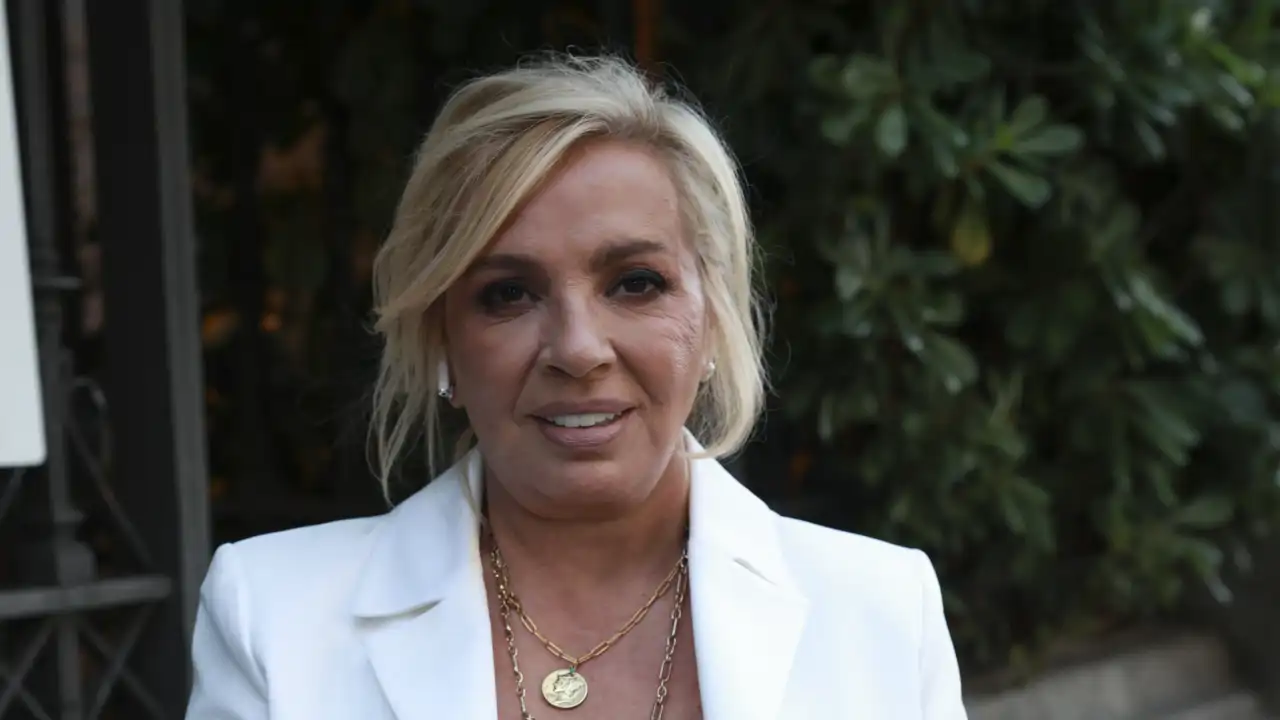 Carmen Borrego actualiza su estado de salud tras romperse un hueso de la mano izquierda: "Tengo cinco semanas de recuperación"