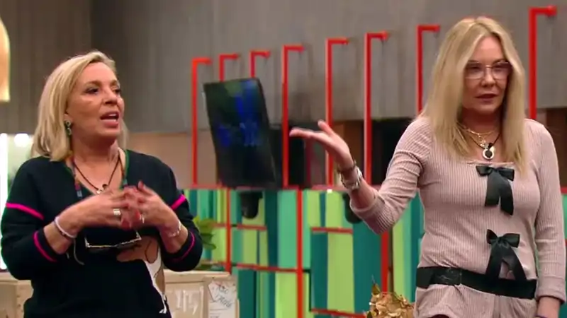 Carmen Borrego y Belén Rodríguez en pleno rifirrafe en GH Dúo