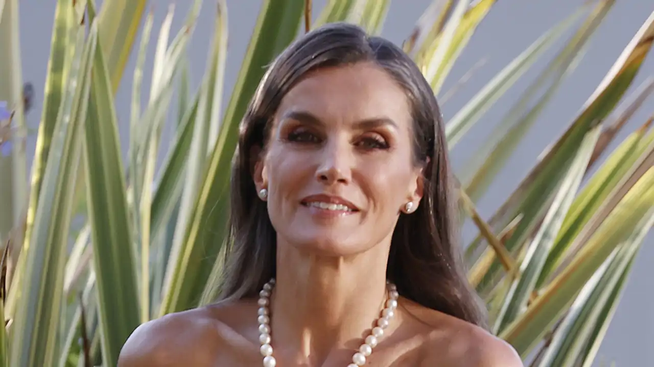 La Reina Letizia acude a los Premios Mariano de Cavia, Luca de Tena y Mingote en 2025