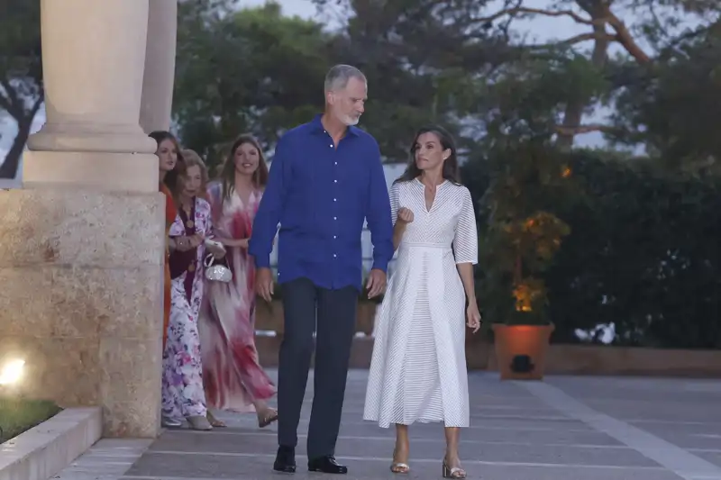 Los Reyes Felipe VI y Letizia celebran la tradicional recepción en el Palacio de Marivent