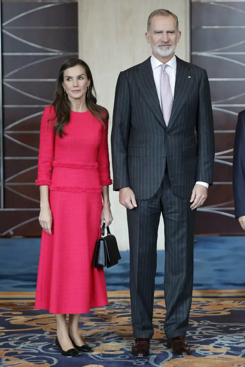 Sus Majestades los Reyes Felipe VI y Letizia durante una aparición pública en Pekín el pasado mes de noviembre.
