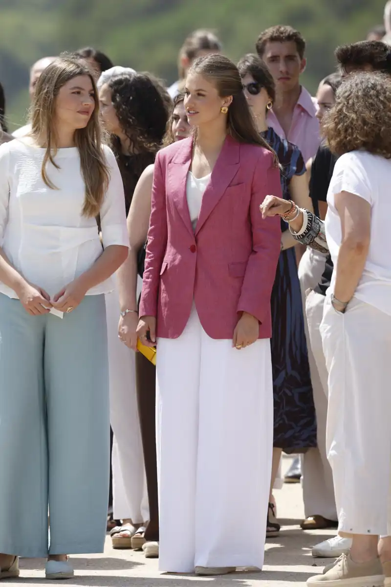 La americana rosa de Mirto que la Princesa Leonor estrenó en Empúries