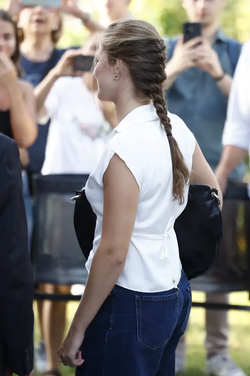 La trenza de la Princesa Leonor en su primer día de universidad.