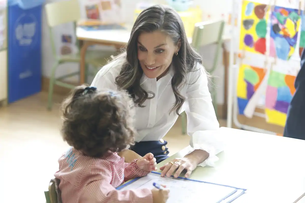 La Reina Letizia visita el Colegio Público Gesta de Oviedo para la apertura del año escolar 2026/2027.