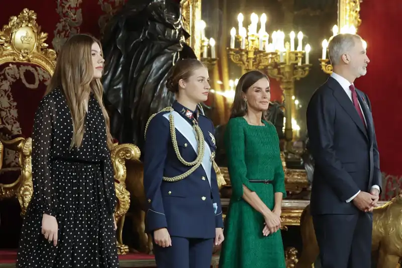 La Princesa de Asturias junto a los Reyes durante el 12 de octubre de 2025
