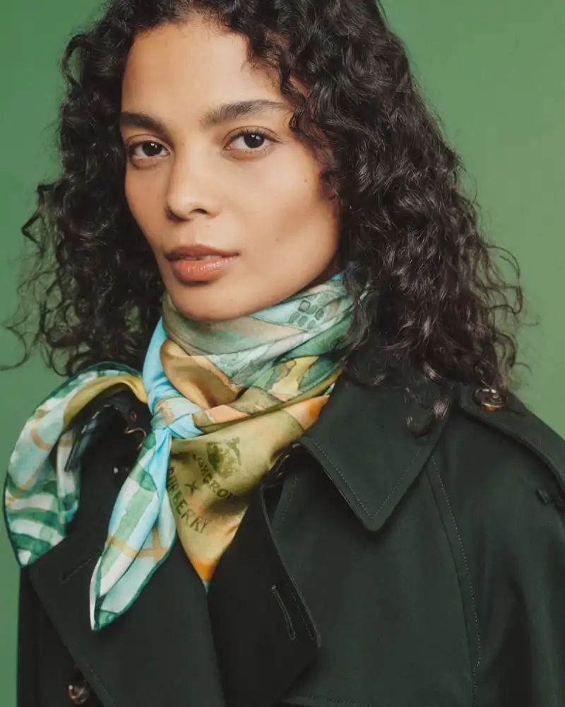 La colección cápsula de Burberry en la que colabora Carlos III