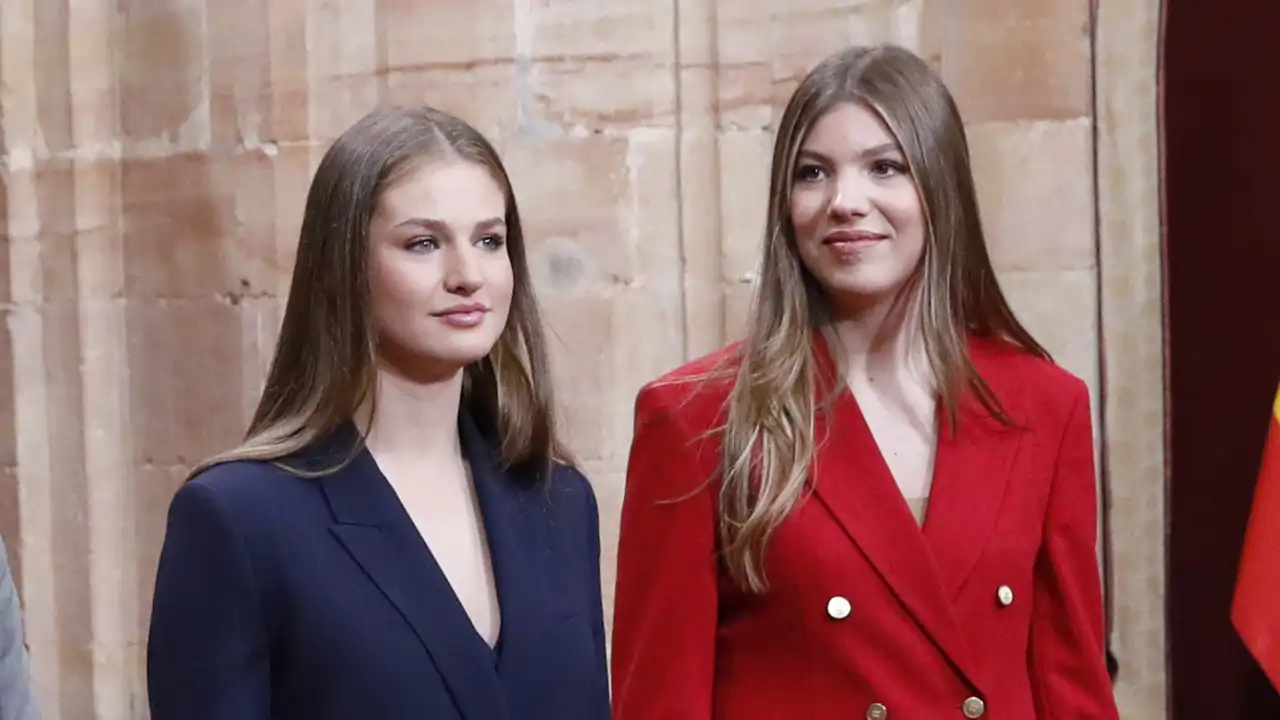 La Princesa Leonor y la Infanta Sofía en la audiencia con los premiados en los Princesa de Asturias 2025
