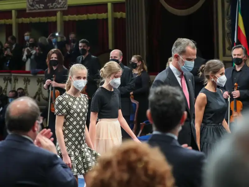 Rey Felipe Reina Letizia Princesa Leonor infanta Sofía