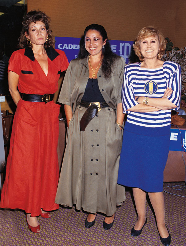 Mila Ximénez de Cisneros, Isabel Pantoja y Encarna Sánchez.
